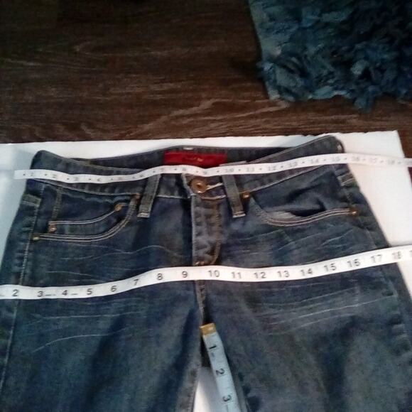 Levi 565 Capri Jeans Size 2/26 - Picture 5 of 7